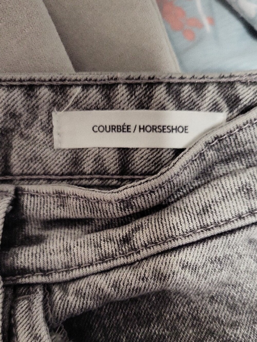 Dynamite Horseshoe Gray Acid Wash Jeans - Picture 2 of 5